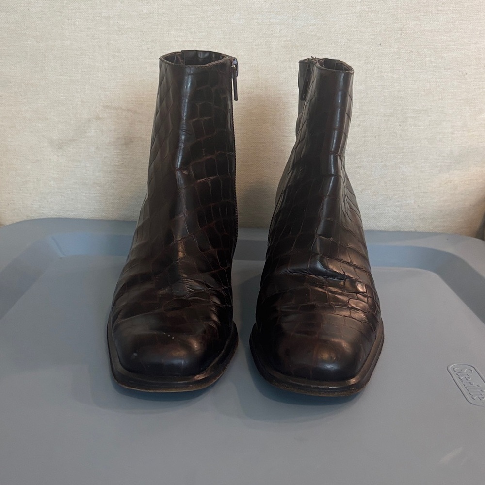 Via Spiga Black Crocodile Pattern Ankle Boots